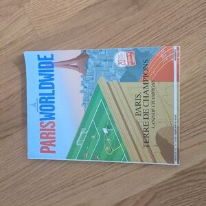 Paris Worldwide Paris Aéroport Magazine